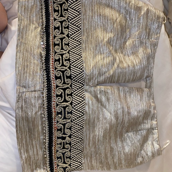 Studded detailed Skirt - Picture 8 of 8